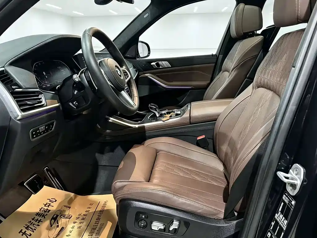 BMW X7 — миниатюра 5