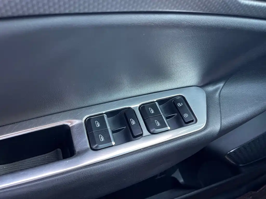 GEELY AUTOMOBILE EMGRAND GS