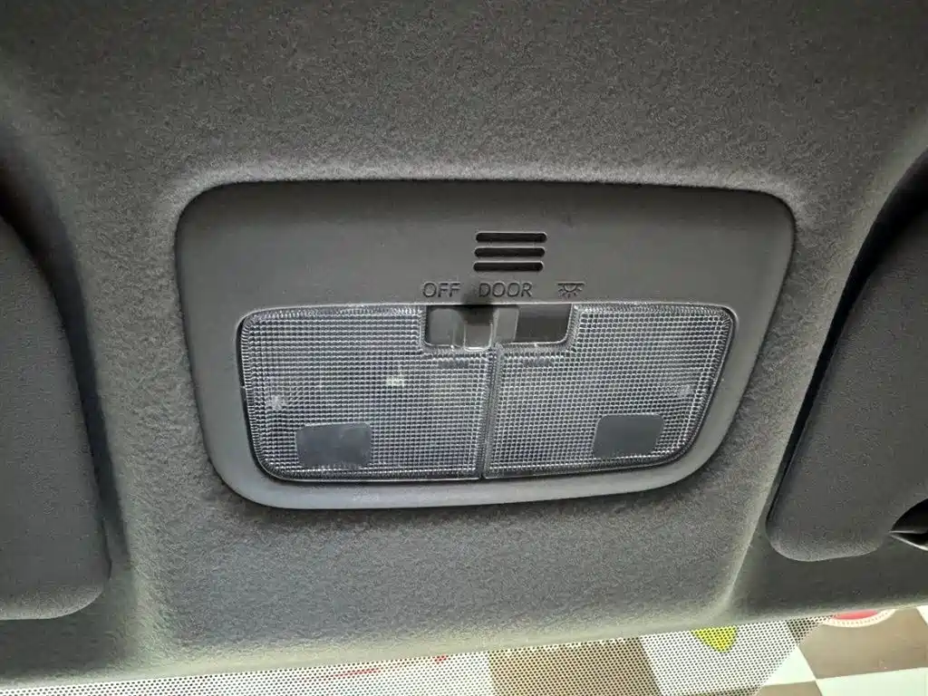 TOYOTA YARIS L ZHIXUAN