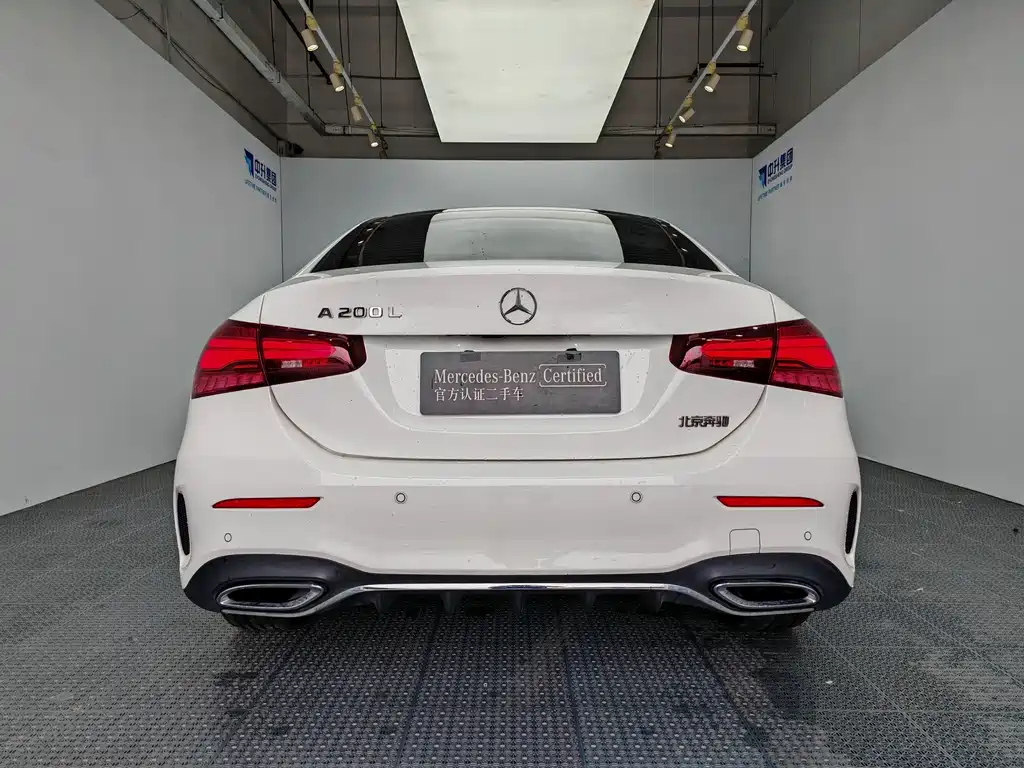 Mercedes-Benz A-Class A 2025 A 200 L Fashion