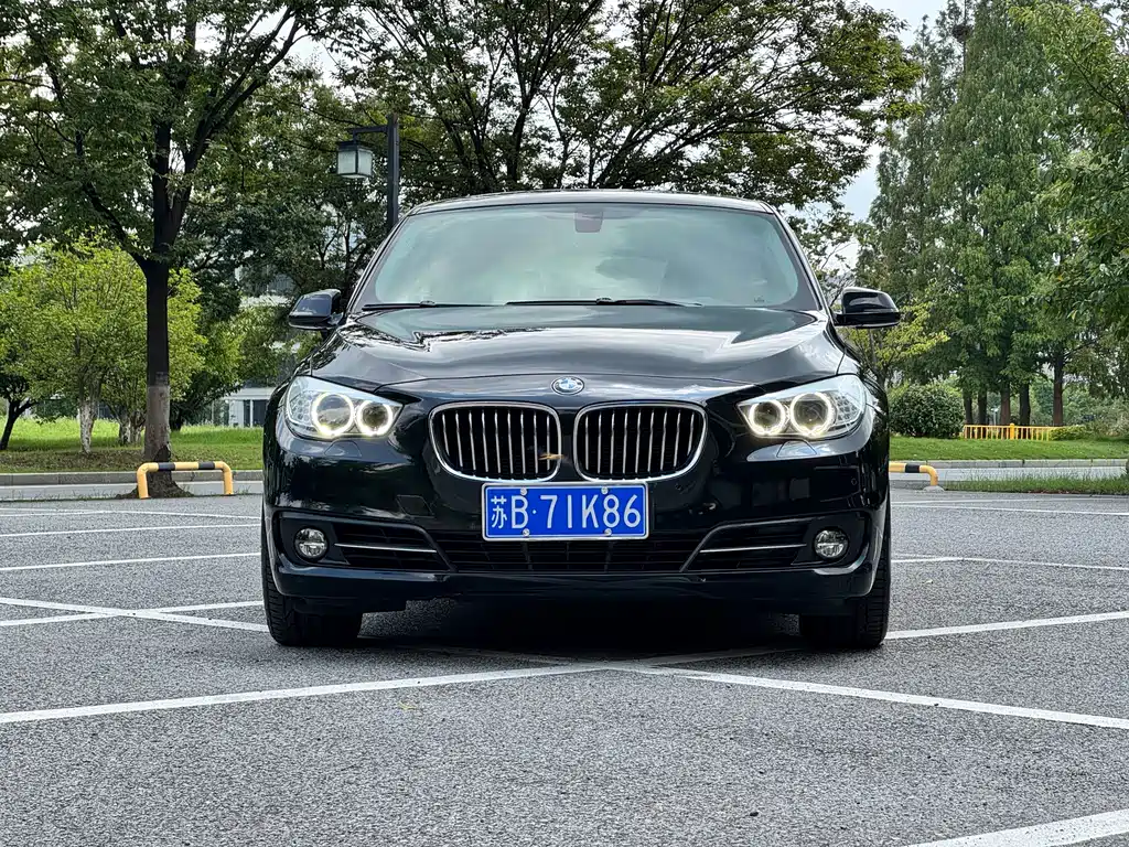 BMW 5 Series GT — миниатюра 2