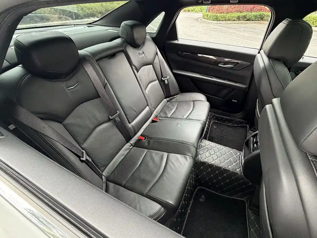 Cadillac CT6 28T Luxury Type, фото 12