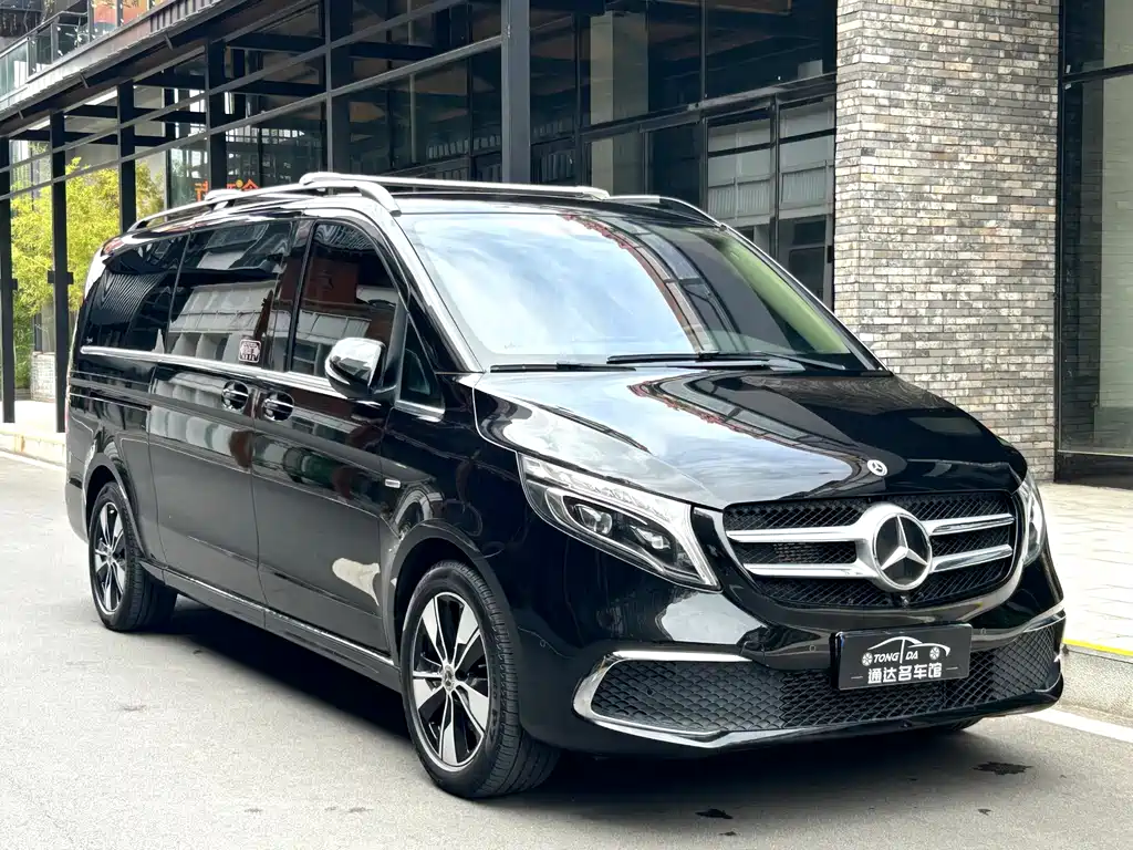 MERCEDES-BENZ V CLASS