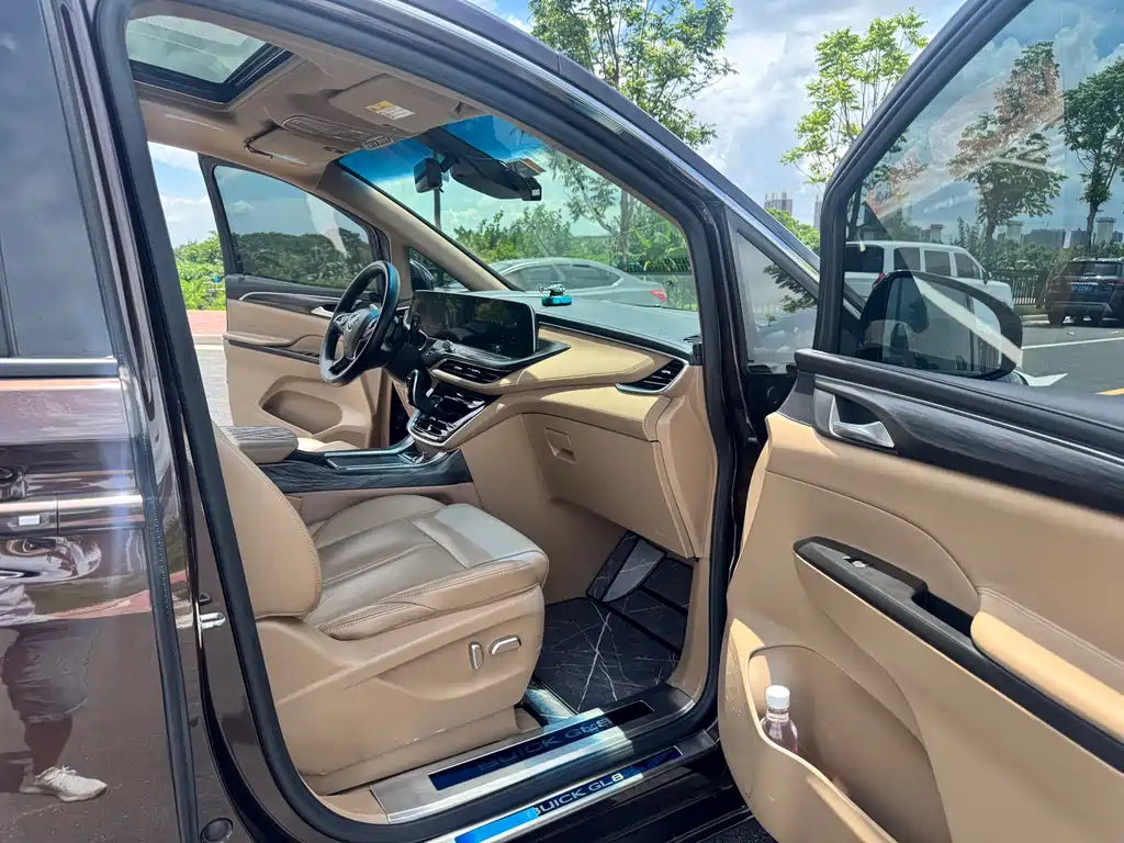 Buick GL8 2021 ES 653T Luxury