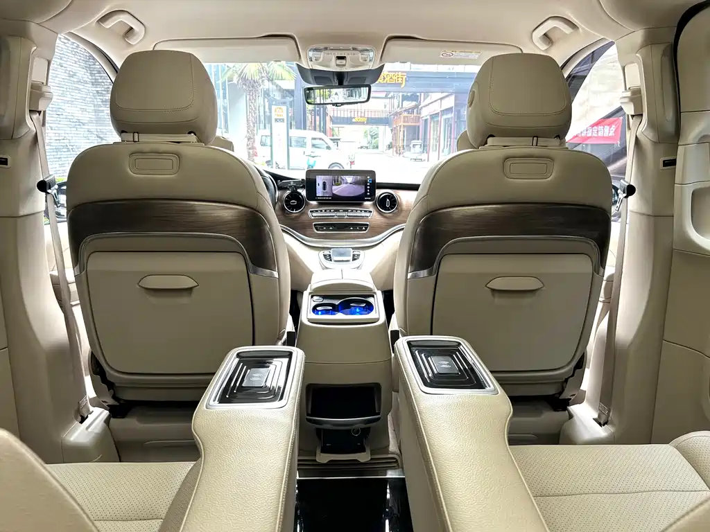 MERCEDES-BENZ V CLASS