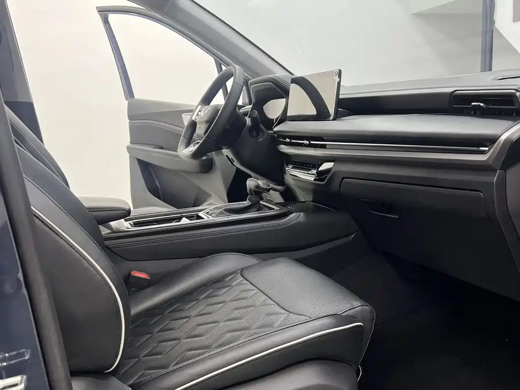 Wuling Jiachen 1.5T CVT Premium Flagship Type, фото 14