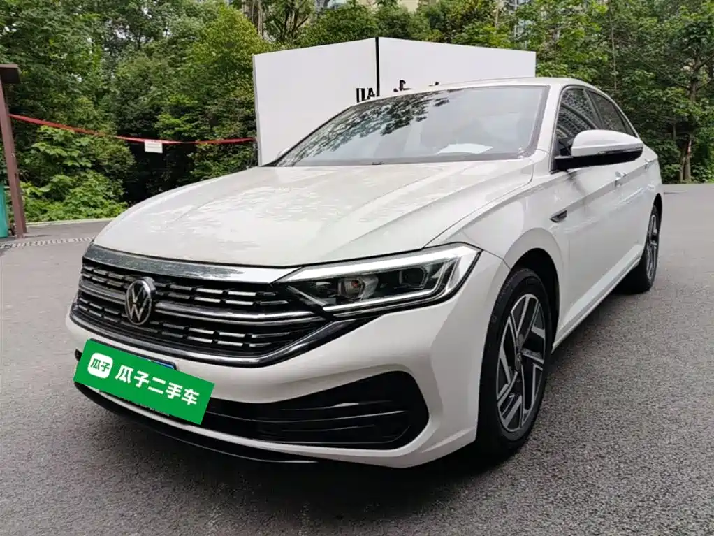 Volkswagen Sagitar 2023