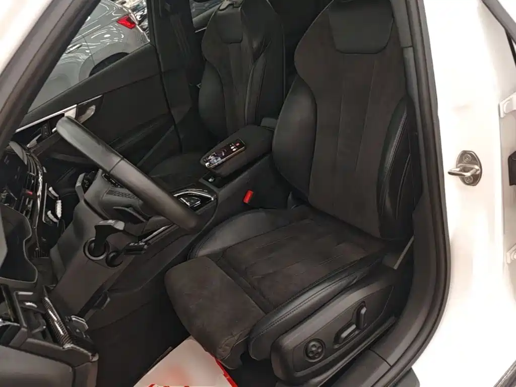Audi A4L — миниатюра 11
