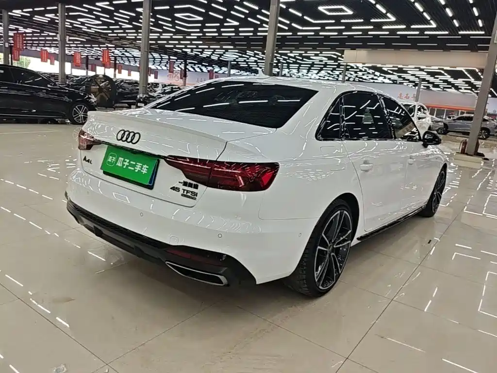 Audi A4L — миниатюра 5