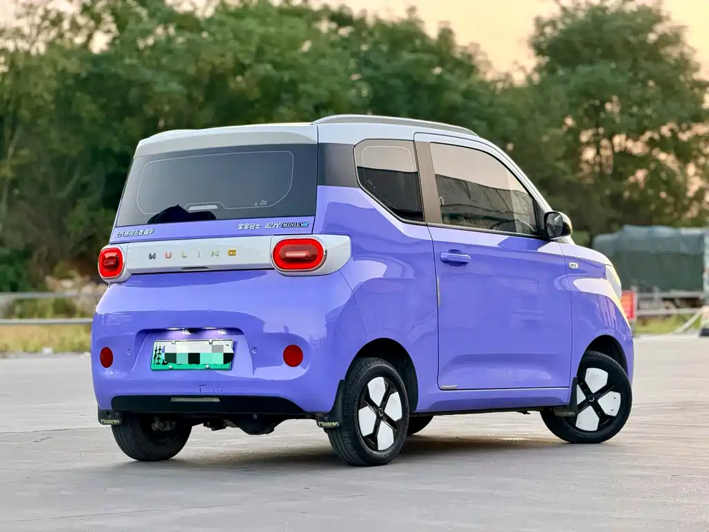 Wuling MINIEV — миниатюра 6