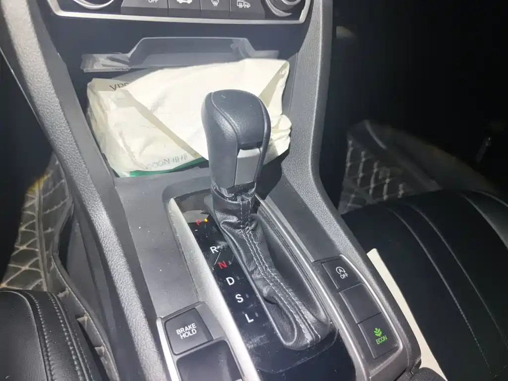 Honda Civic — миниатюра 7