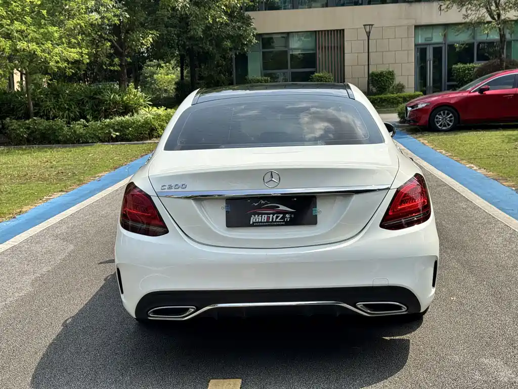 Mercedes-Benz C-Class — миниатюра 5