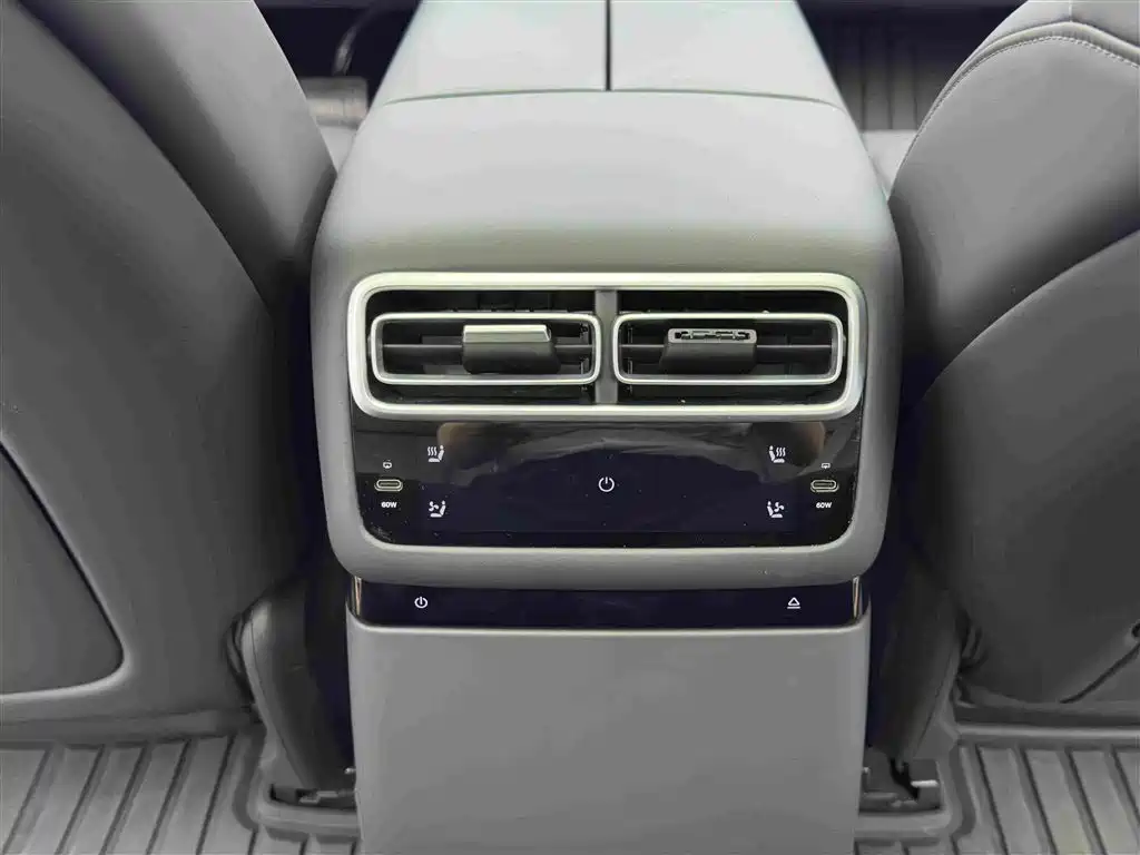 Li Auto Li L7 — миниатюра 14