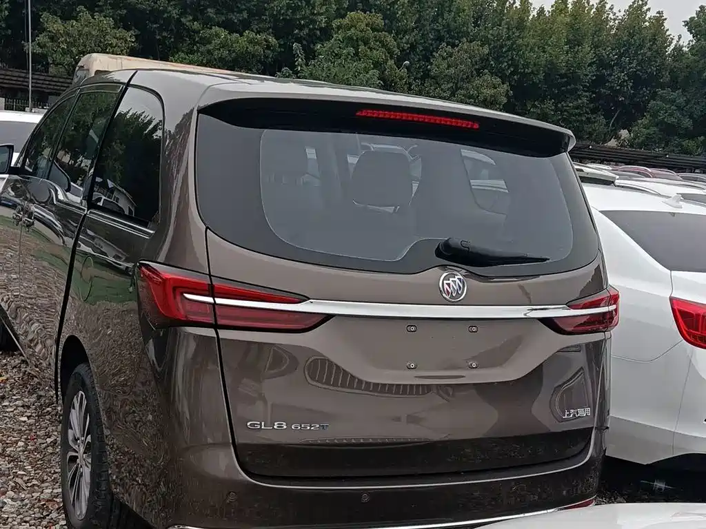 Buick GL8 — миниатюра 4