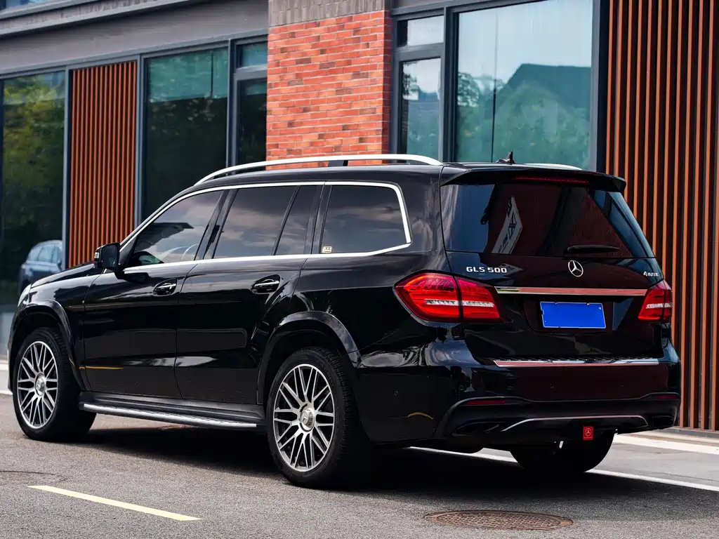 Mercedes-Benz GLS — миниатюра 24