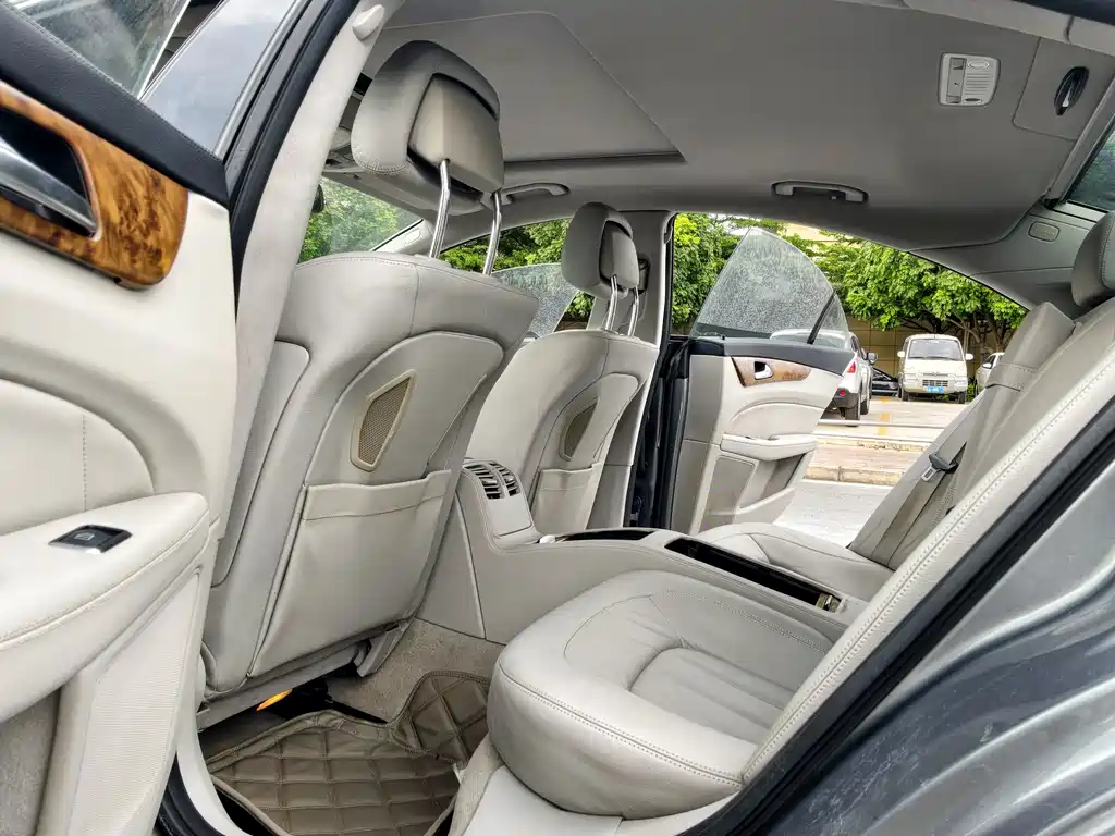 Mercedes-Benz CLS — миниатюра 6