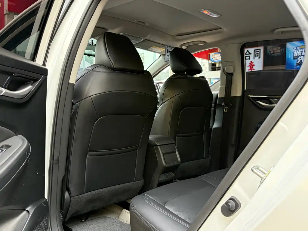 Changan Eado — миниатюра 6