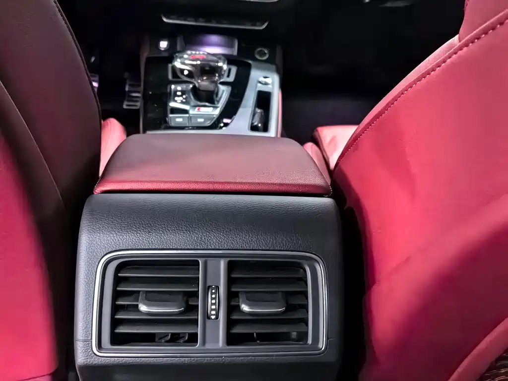 Audi Q5L — миниатюра 8