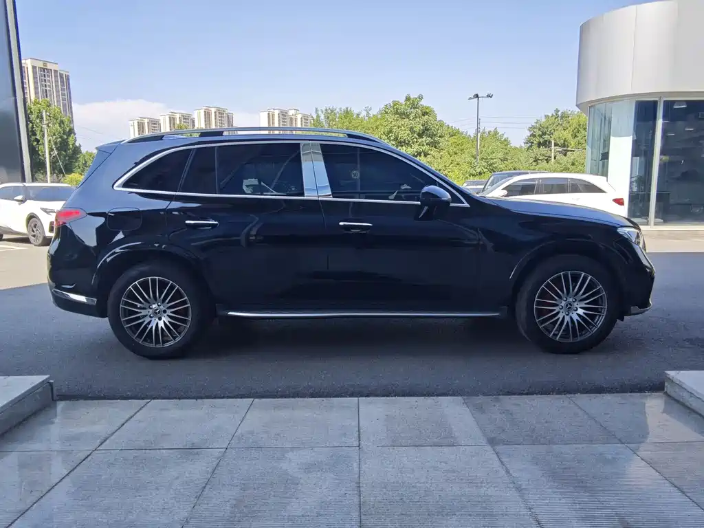 Mercedes-Benz GLC 2024 GLC 300 L 4MATIC 5 мест