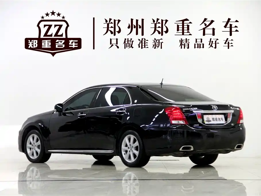 Toyota Crown 2010 4.3L Royal Saloon VIP