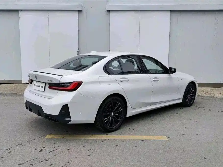 BMW 3 Series — миниатюра 4