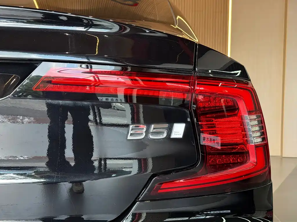 Volvo S90 — миниатюра 15