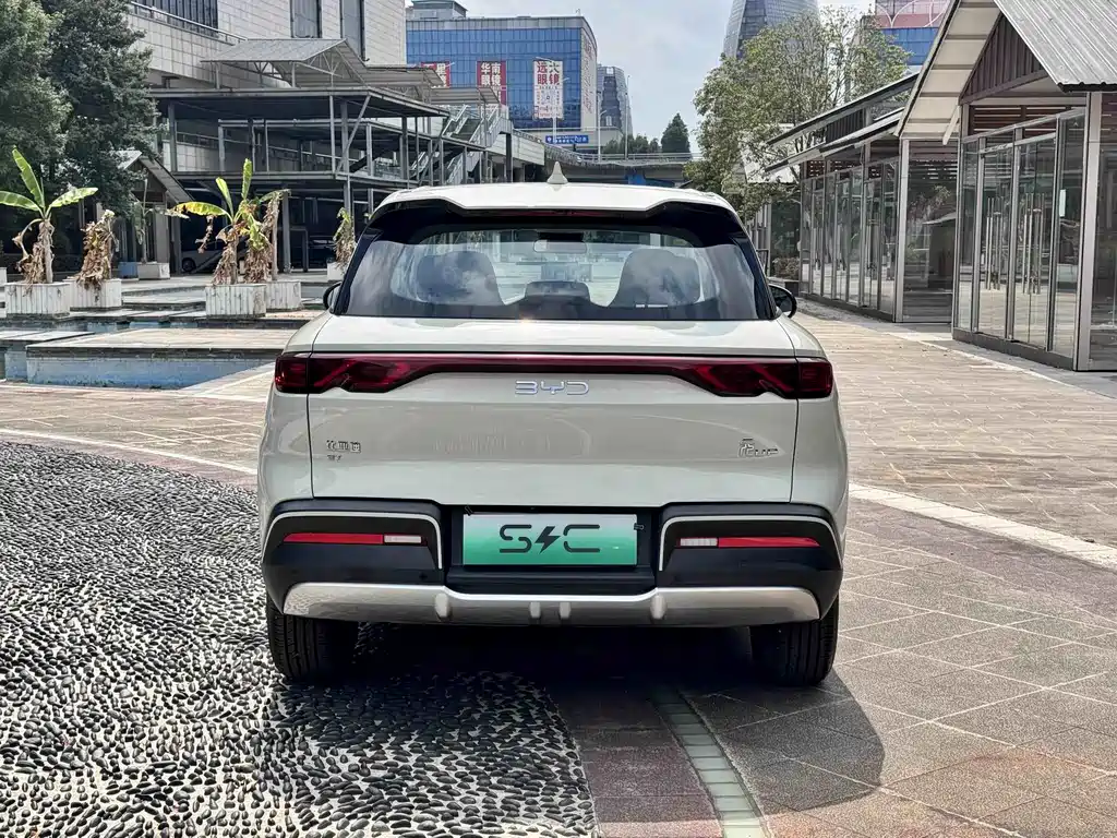BYD Yuan UP — миниатюра 20