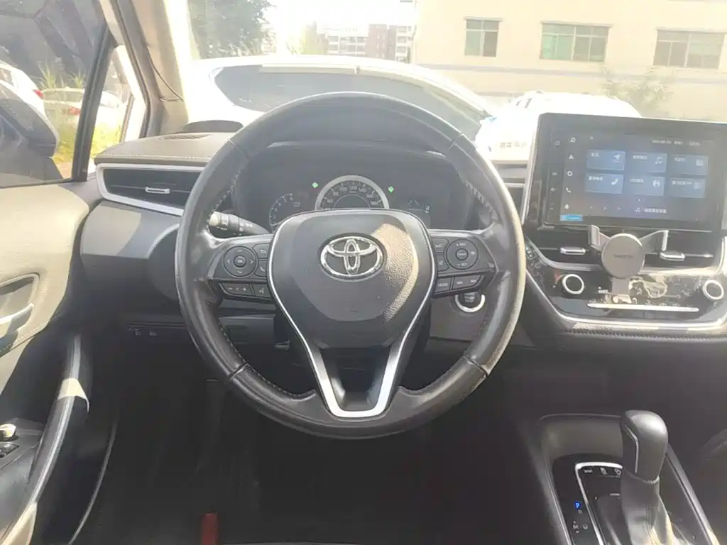 Toyota Corolla — миниатюра 11