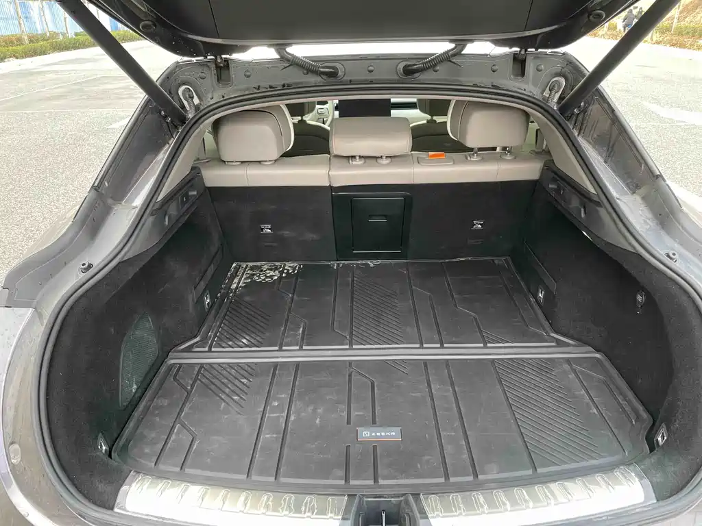 ZEEKR EXTREME KRYPTON 007GT