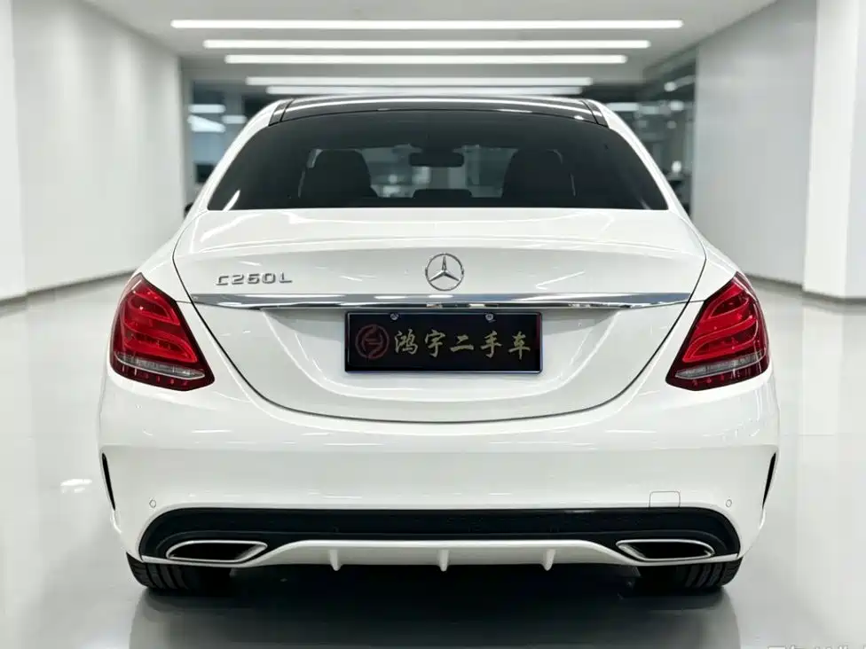 Mercedes-Benz C-Class — миниатюра 8
