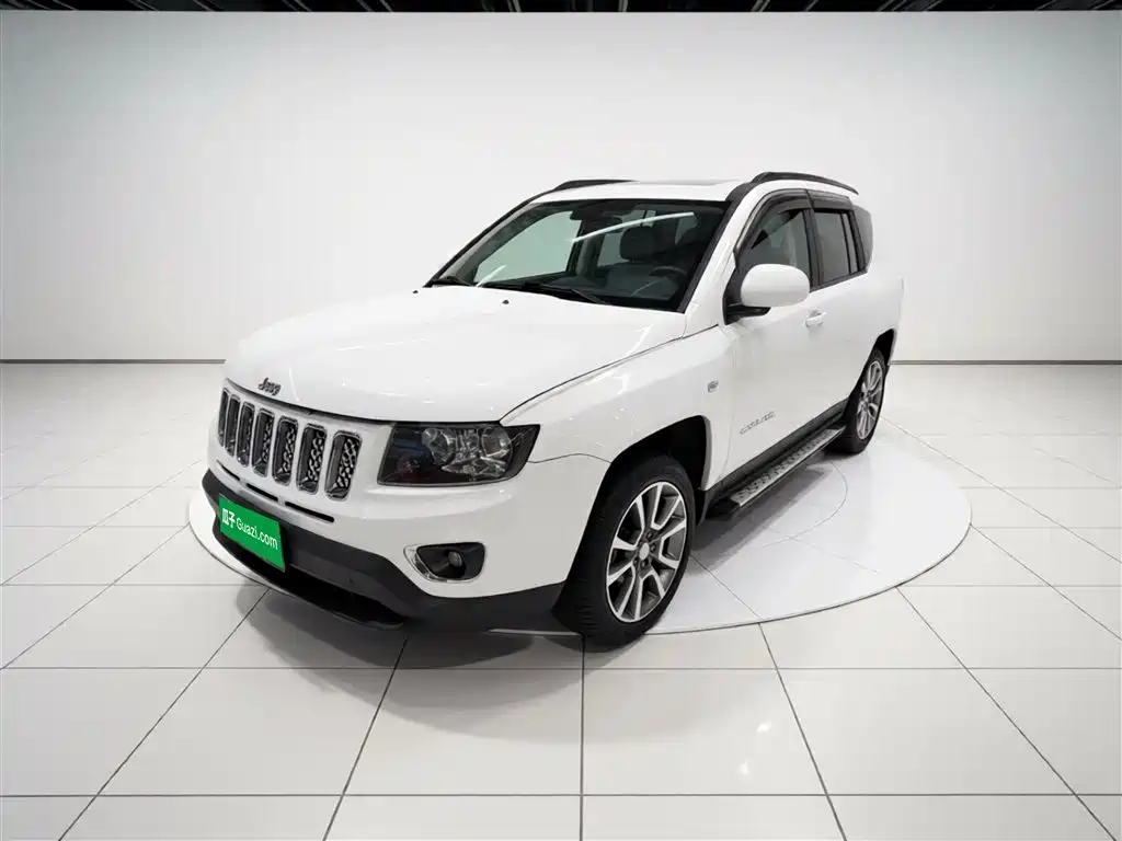 Jeep Compass (Import) 2015