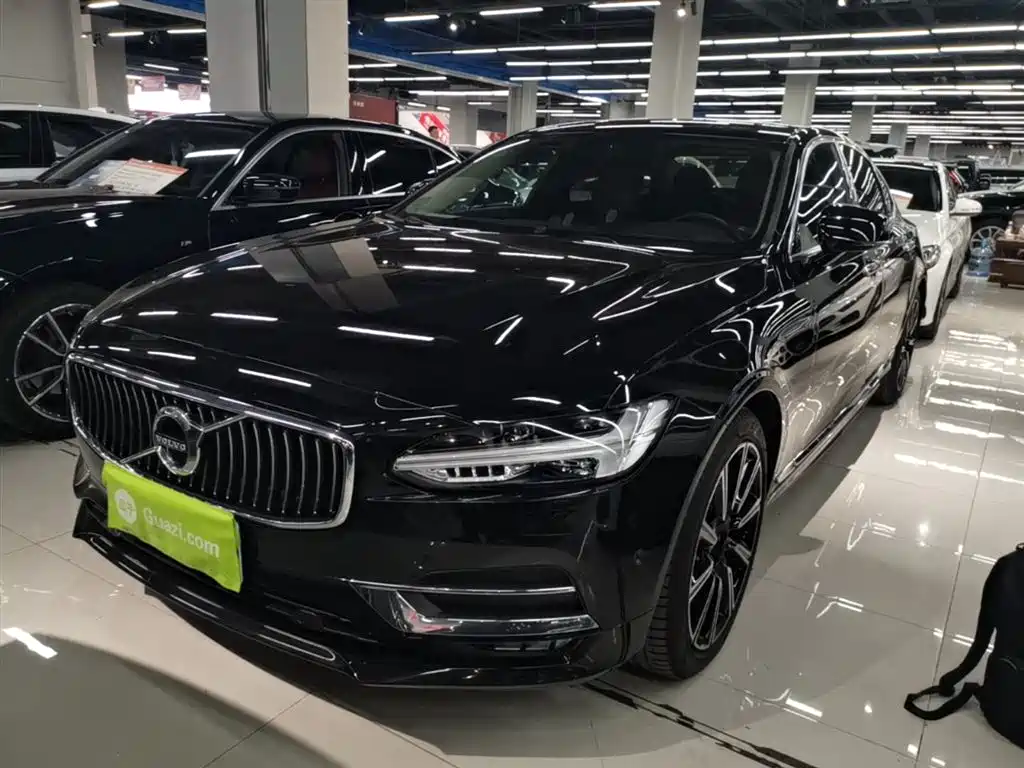 Volvo S90 2020