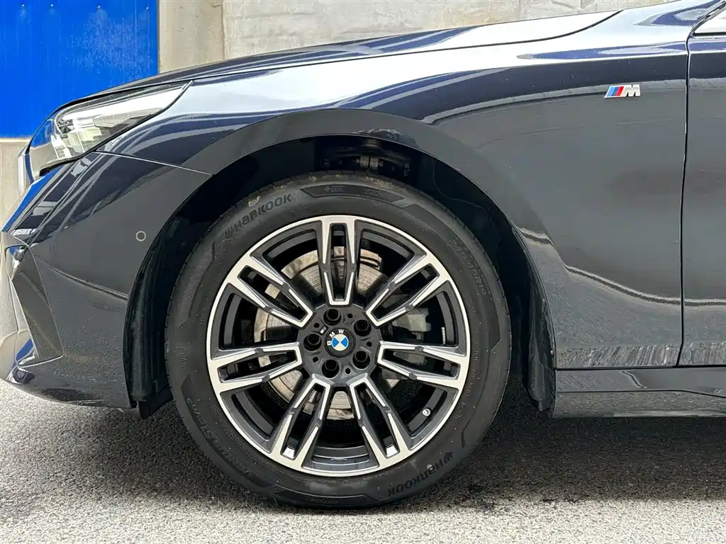 BMW 5 Series 5 2025 525Li M Sport