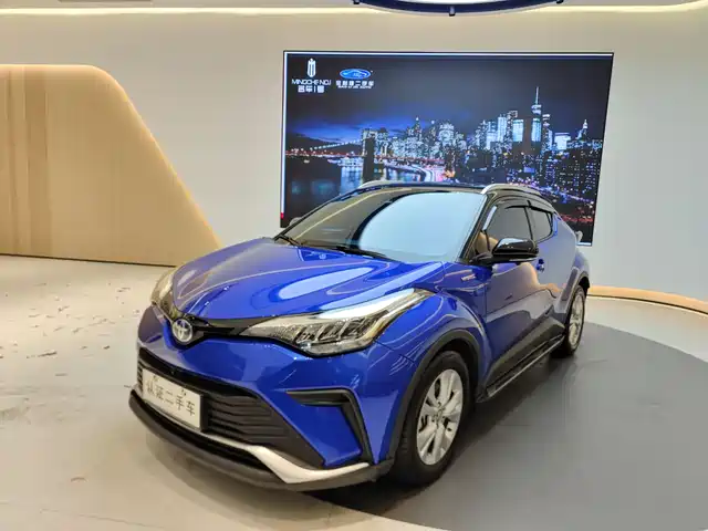 TOYOTA IZOA 2022