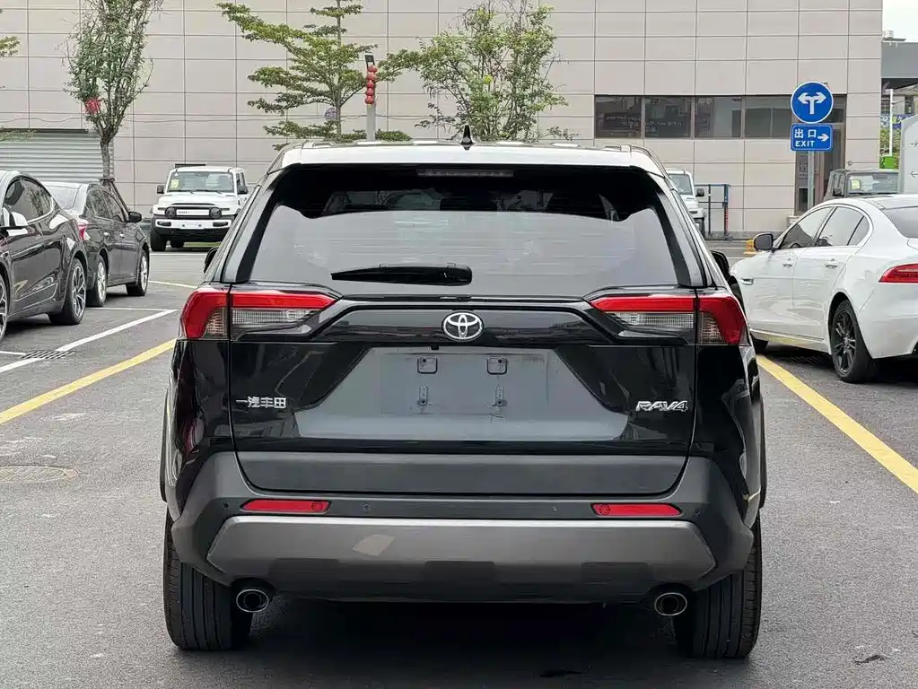 TOYOTA RAV4 RONGFANG