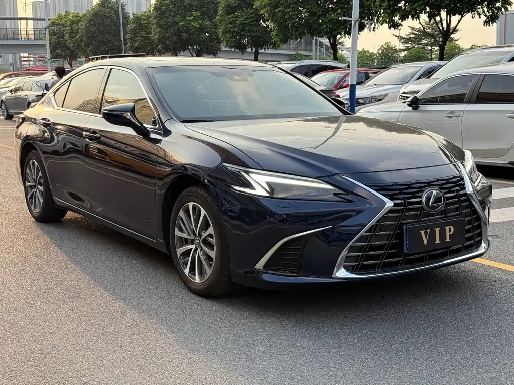 Lexus ES — миниатюра 3