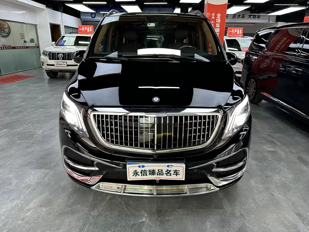 Mercedes-Benz Vito 2021 2.0T 7 мест