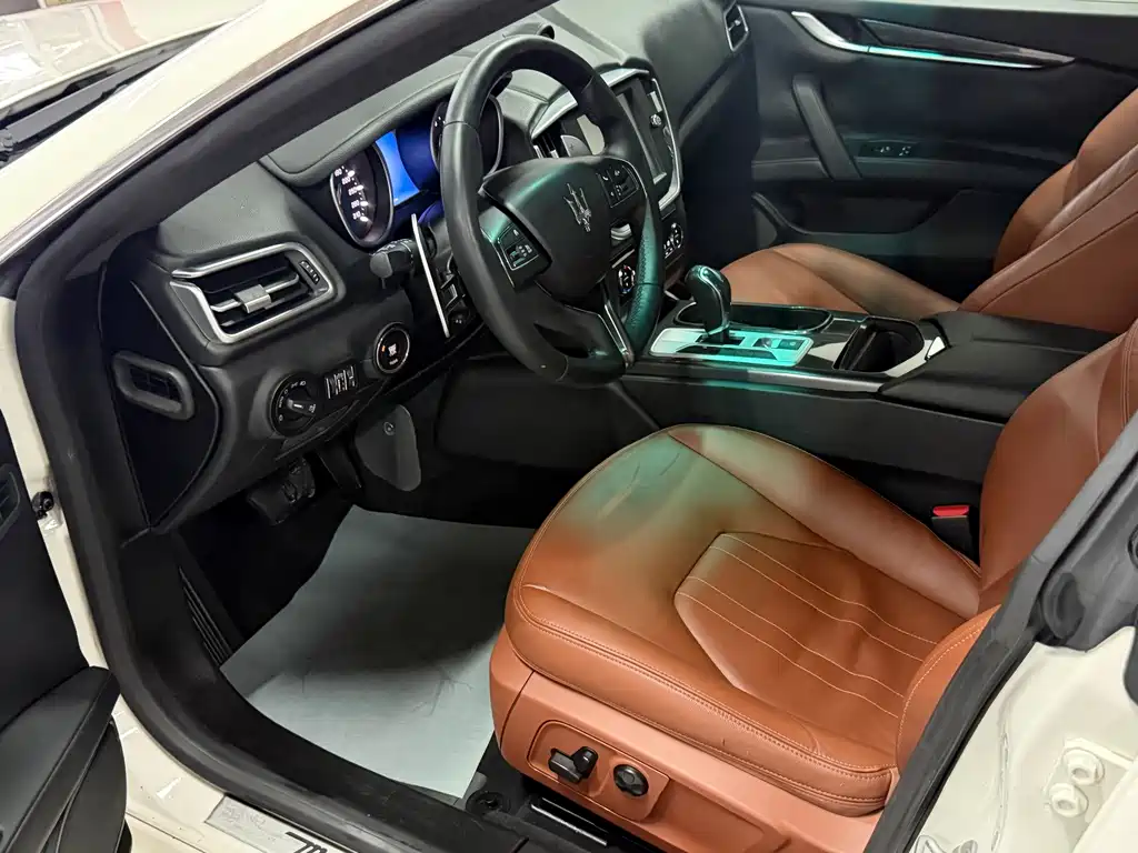 Maserati Ghibli — миниатюра 5