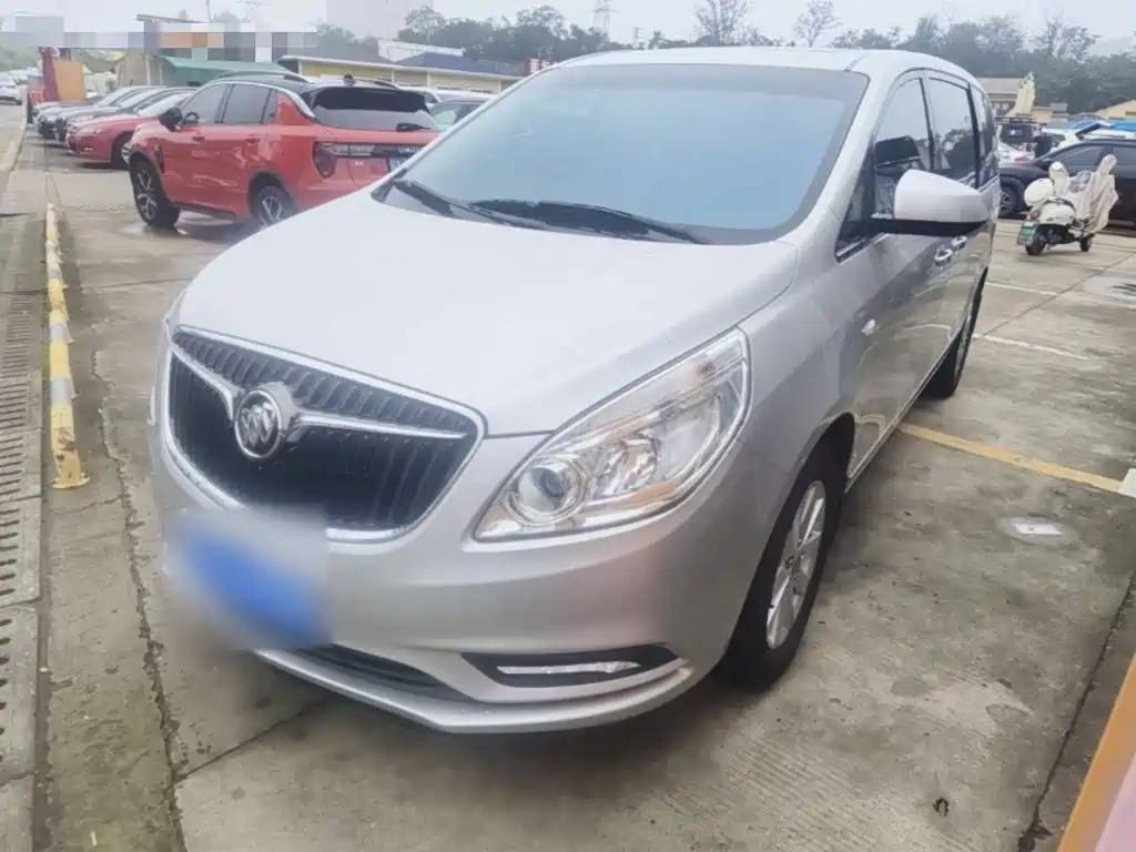 Buick GL8 — миниатюра 2