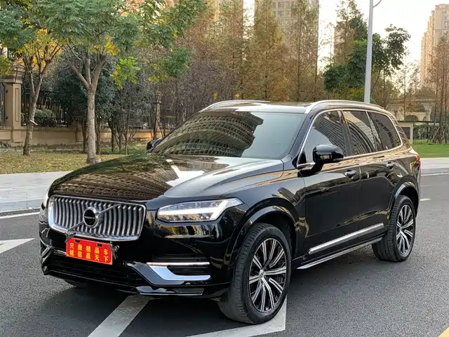 VOLVO XC90 2022