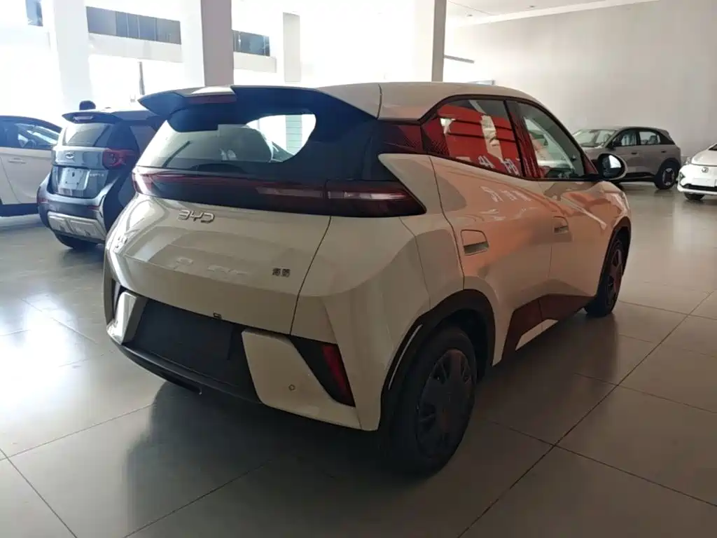 BYD Seagull 2025 Smart Drive 305km