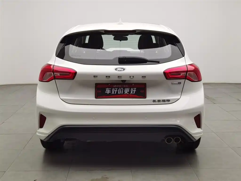 Ford Focus 2021 EcoBoost 180 AT