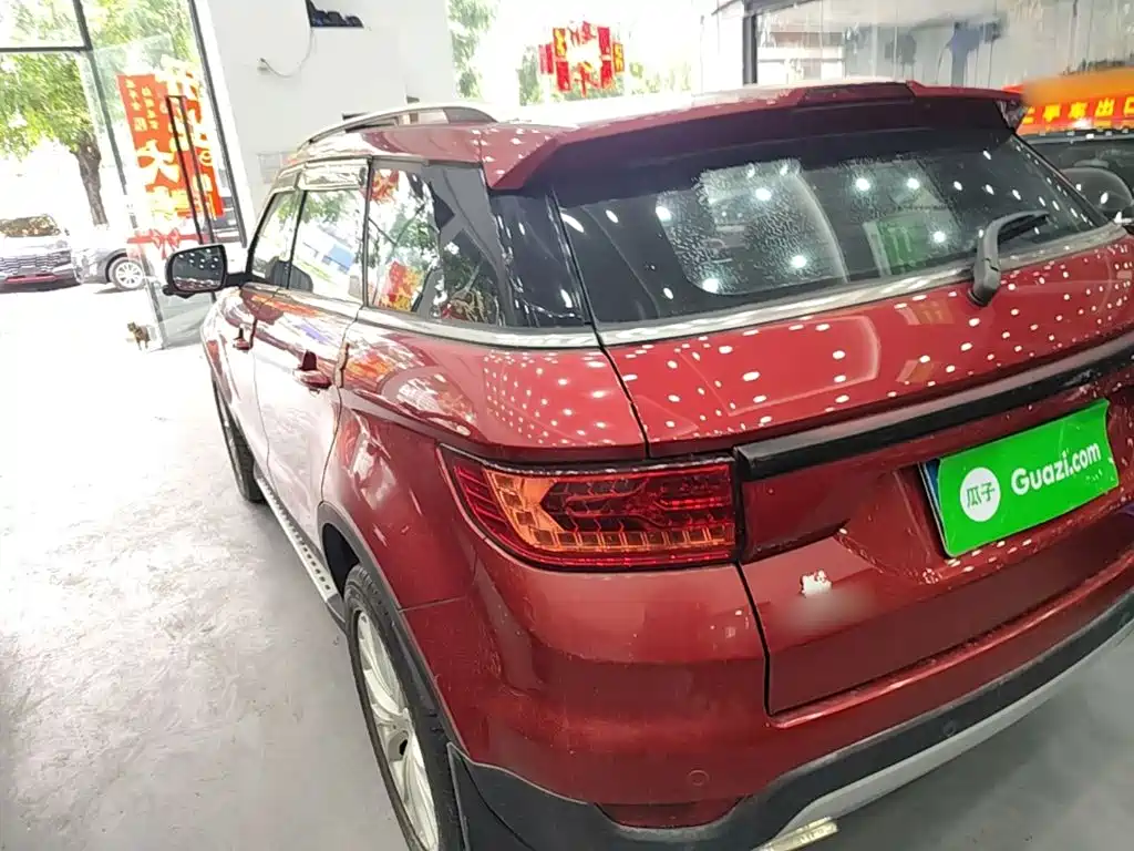 Landwind X7 2015 2.0T Flagship