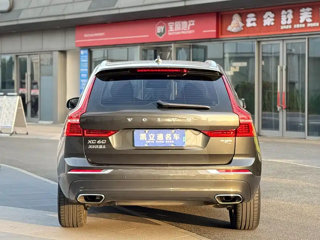 Volvo XC60 — миниатюра 3
