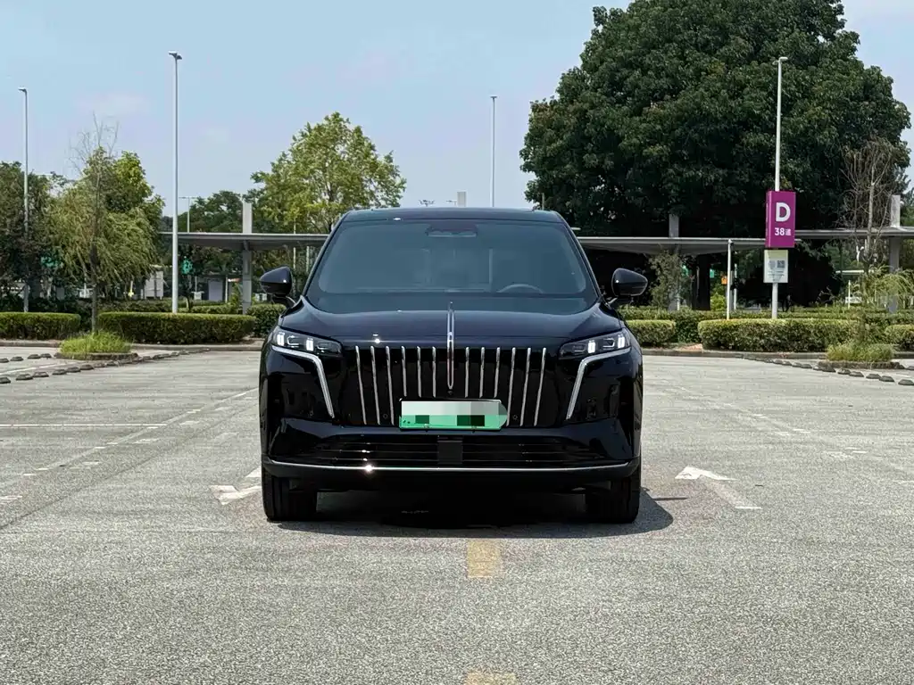 Hongqi Красный флаг HS6 PHEV — миниатюра 2