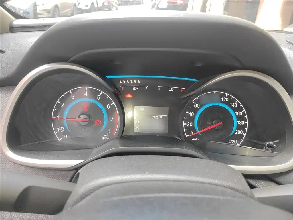 CHEVROLET KOVOZ
