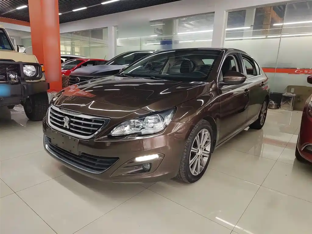 Peugeot 408 2015