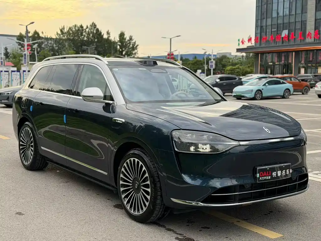 Aito M9 2025 Ultra 52kWh 6 мест (192 ）