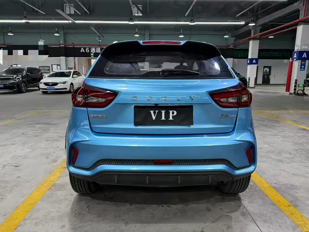 Geely Vision X3 — миниатюра 8