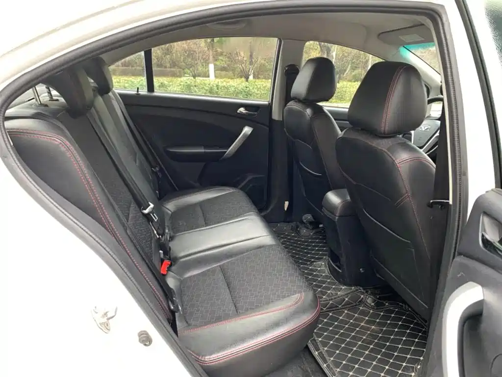 Kaiyi C3 2015 1.5L AMT